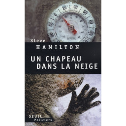 UN CHAPEAU DANS LA NEIGE