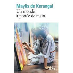 UN MONDE A PORTEE DE MAIN